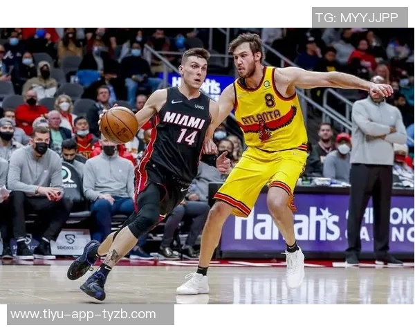 鲍威尔称赞哈克斯赛场表现出色应当入选最佳第六人候选名单